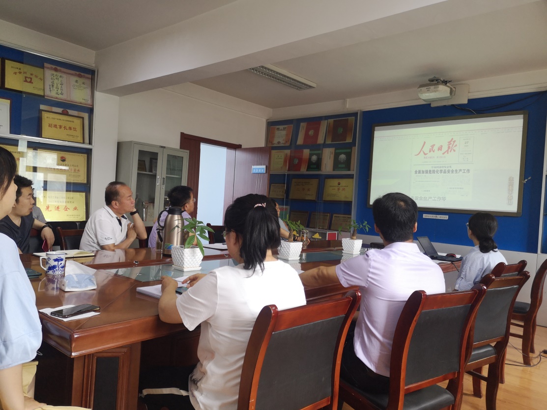 生命重于泰山--------電勘院組織觀看《生命重于泰山---學(xué)習(xí)習(xí)近平總書記關(guān)于安全生產(chǎn)重要論述》電視專題片主題教育活動(dòng)